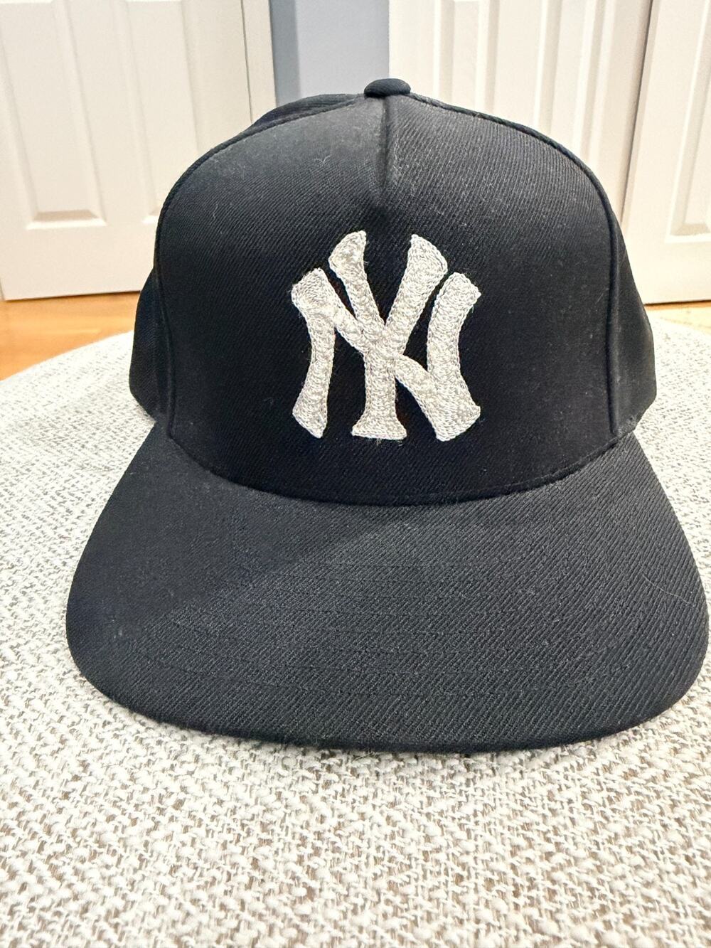 New York Yankees Sport-Tek Snapback Hat Black OSFA Adjustable Baseball Cap